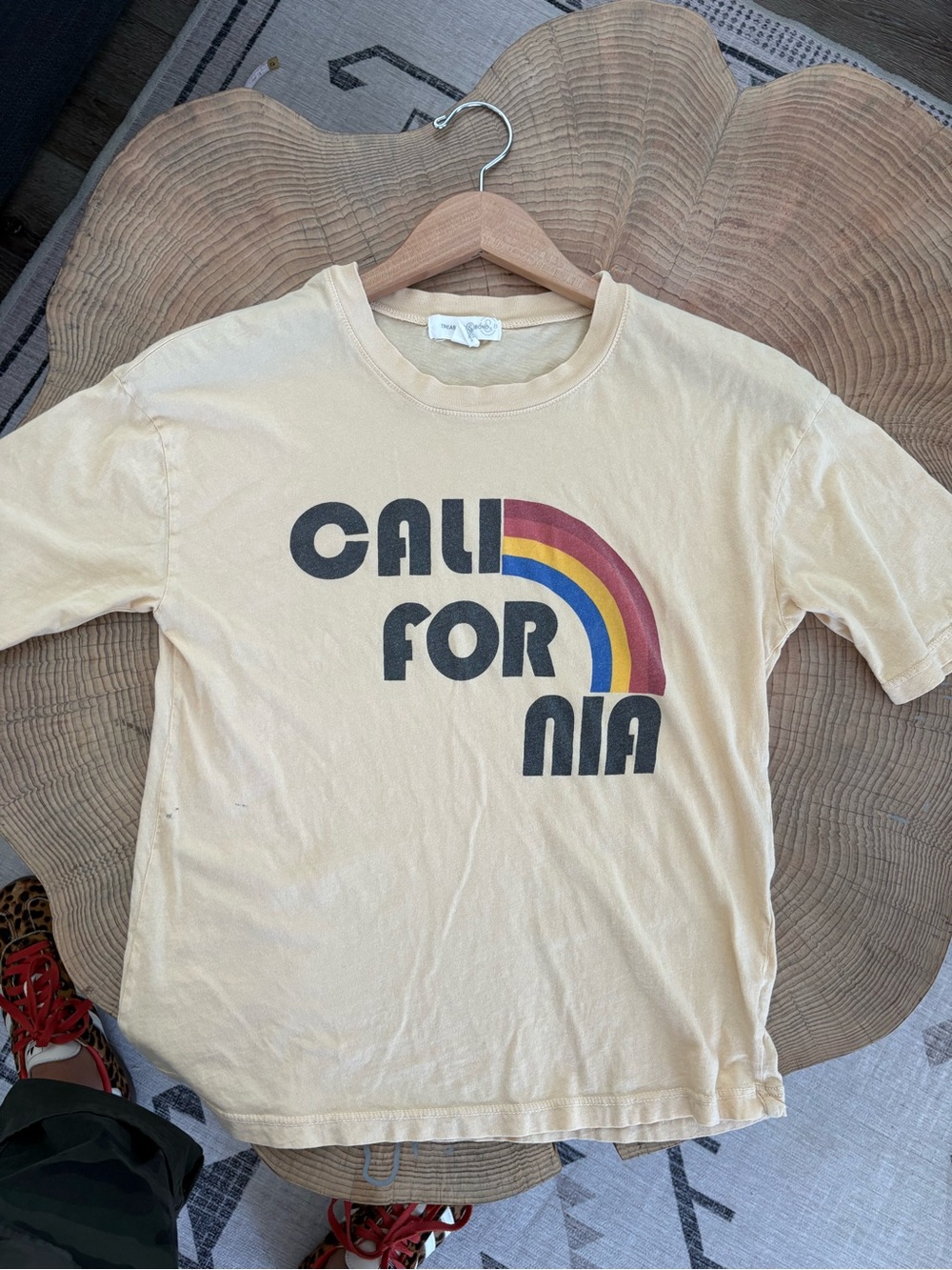 Treasure & Bond Cream Yellow Graphic 'CaliFornia' Tee Size XXSmall